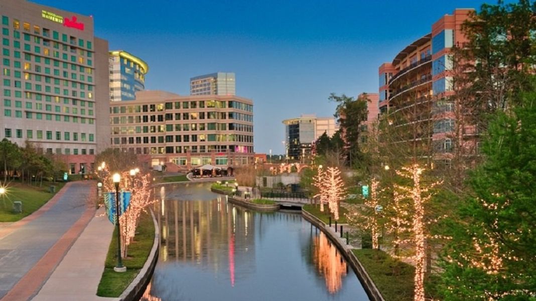 Image 7 of the The Woodlands, The VUE at East Shore - Darling community in Walnut Springs, TX.