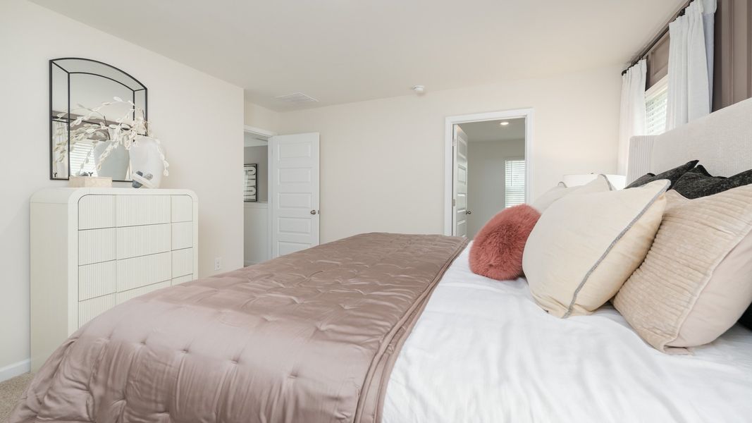 Furnished interior in a model home at Sherwood Manor in College Park (Image 17).