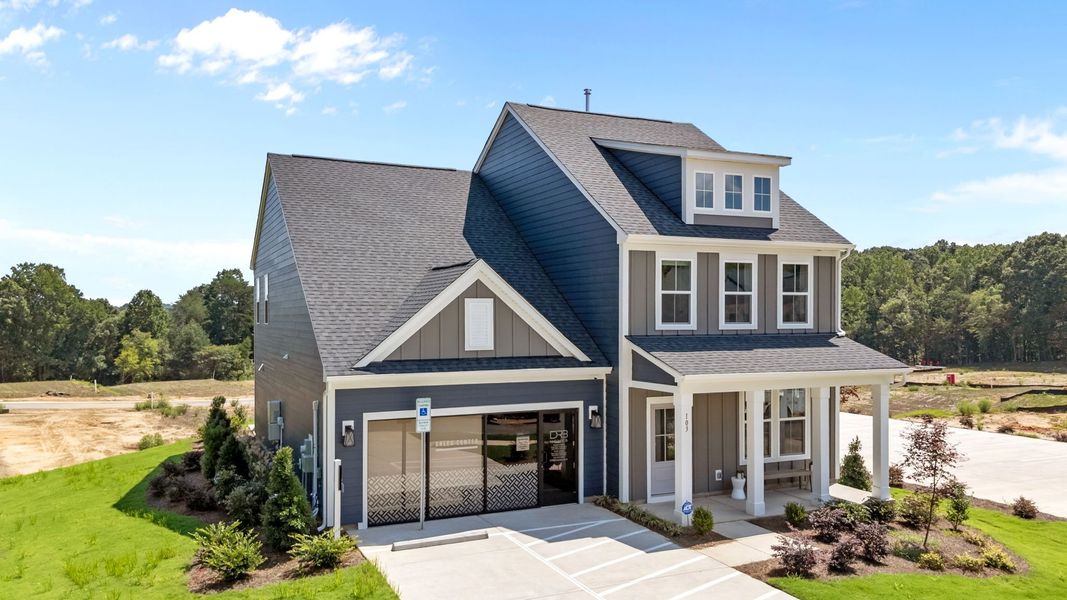 Front exterior of a home in the Farms at Bellingham community, located in Mooresville, NC (Image 8).