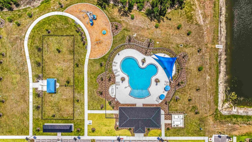 Community amenity available to residents of Deerbrook in Land O' Lakes (Image 23).