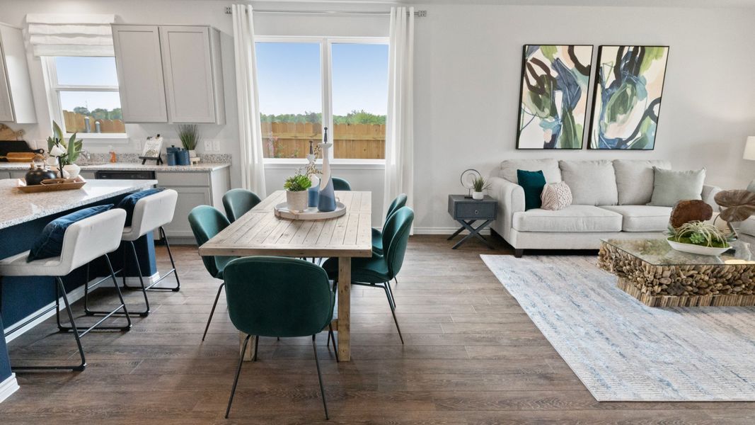 Deer Creek Model Home Dining Area