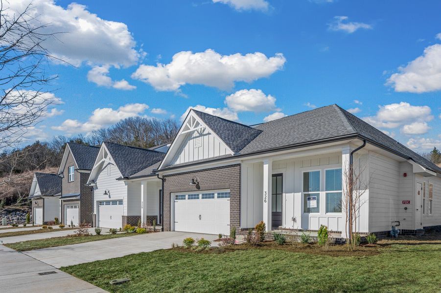 Thompson's Station, TN New Homes.  - Slide 4