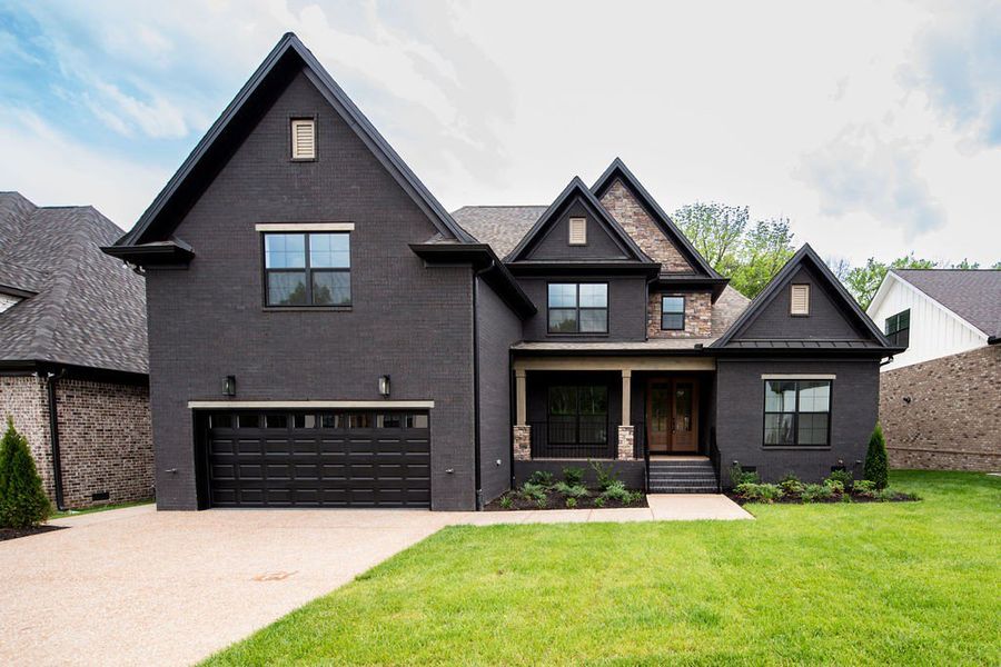 Front exterior of a home in the Stonehollow community, located in Mount Juliet, TN (Image 15).