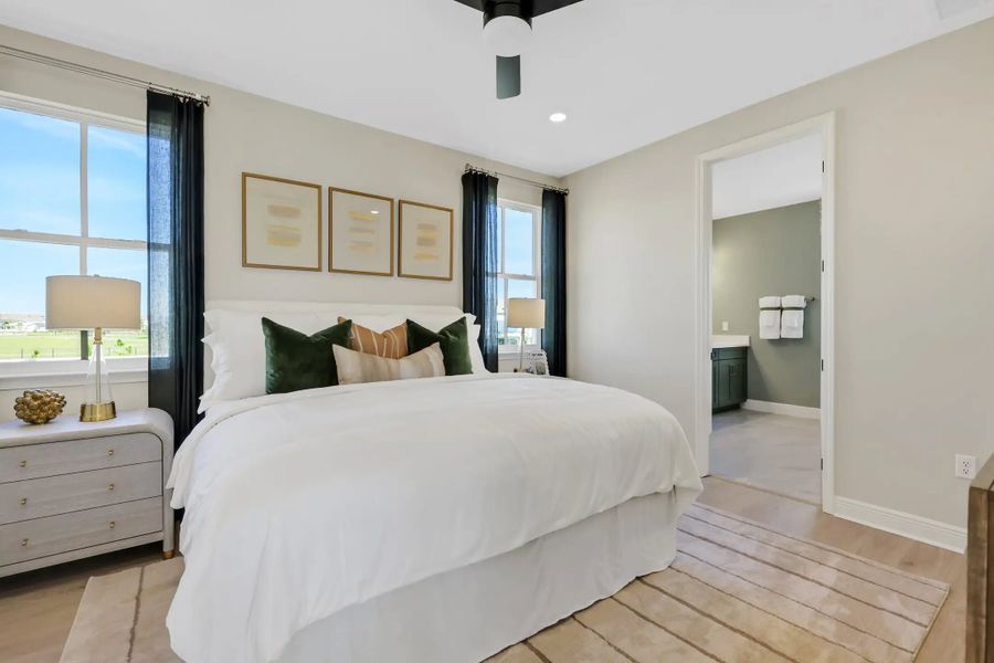 Furnished interior in a model home at Laureate Park 40' in Orlando (Image 27).