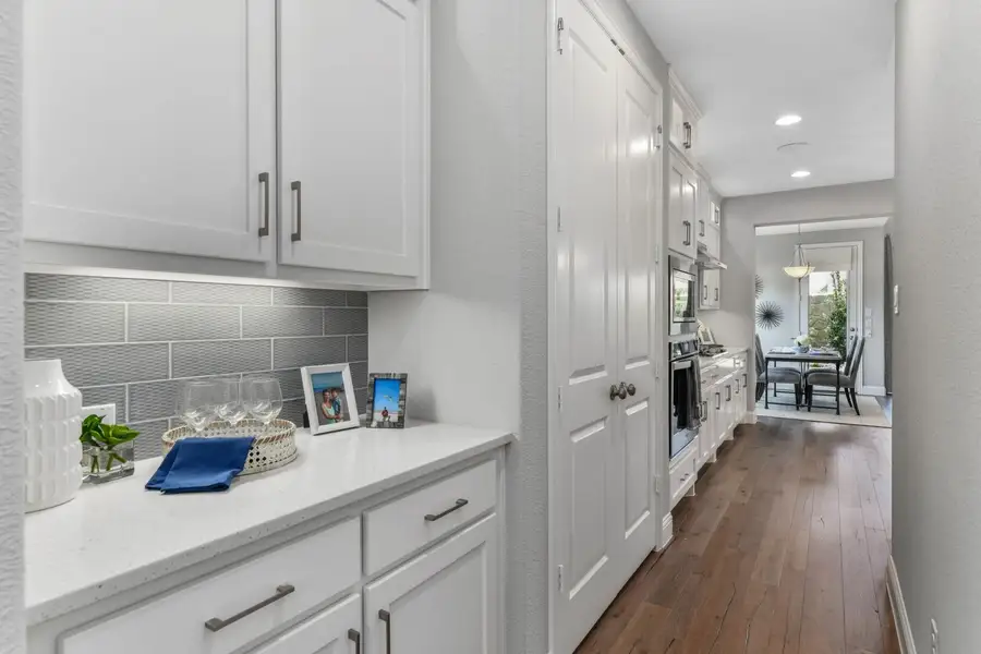 Image 15 of the South Haven community in Irving, TX.