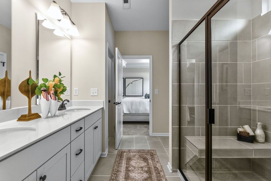 Private En-Suite Primary Baths