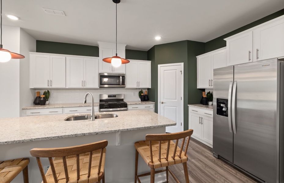 Kitchen with Large Island and Plenty of Storage Kitchen with Large Island and Plenty of Storage