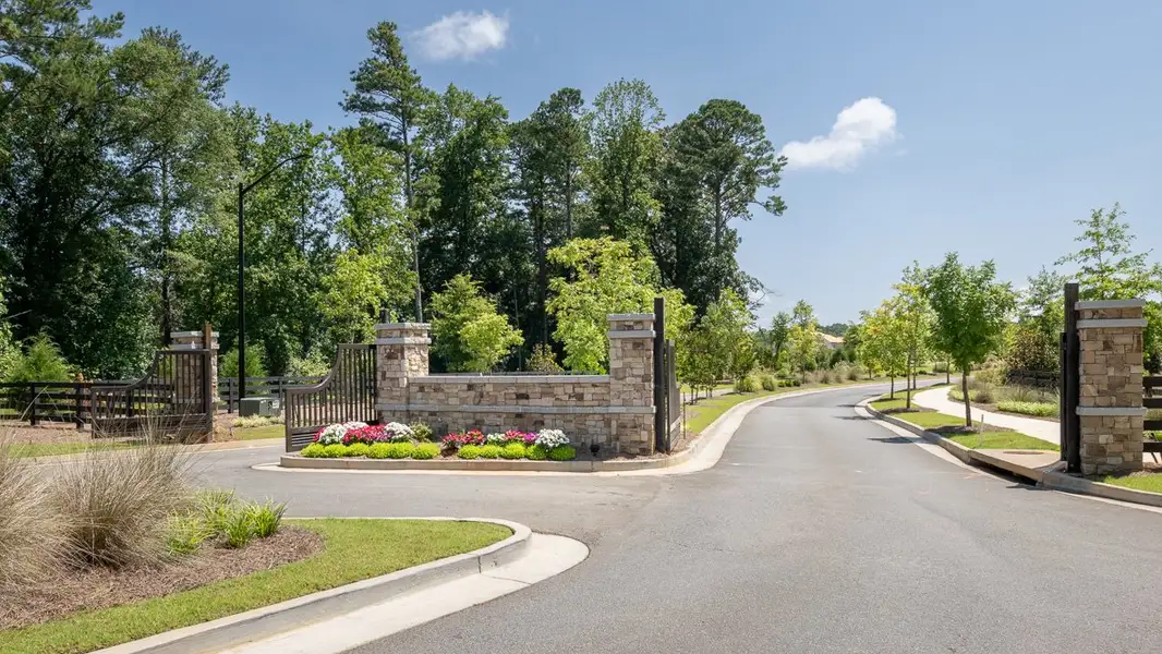 Community amenity available to residents of Rosewood Farms in Acworth (Image 1).