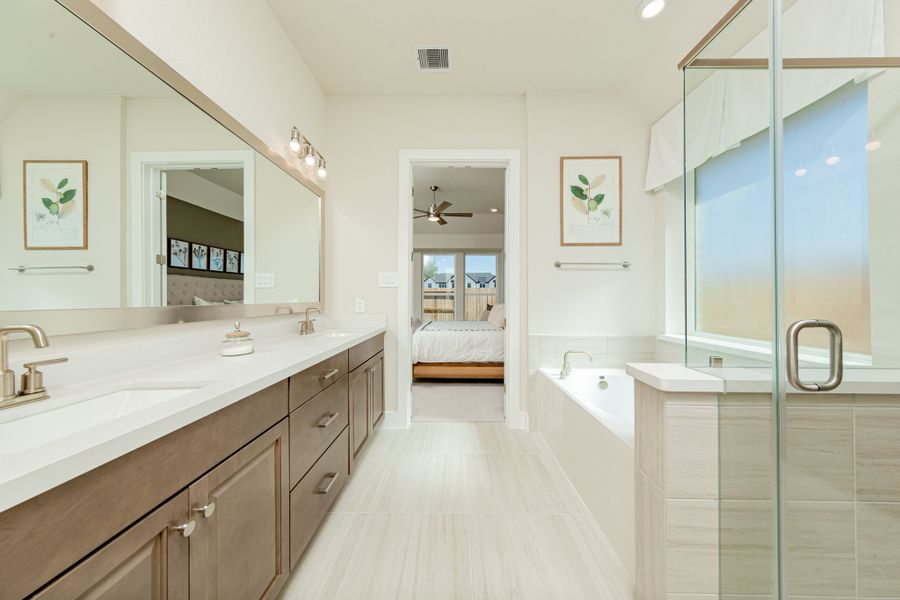 Furnished interior in a model home at Jordan Ranch in Katy (Image 8).