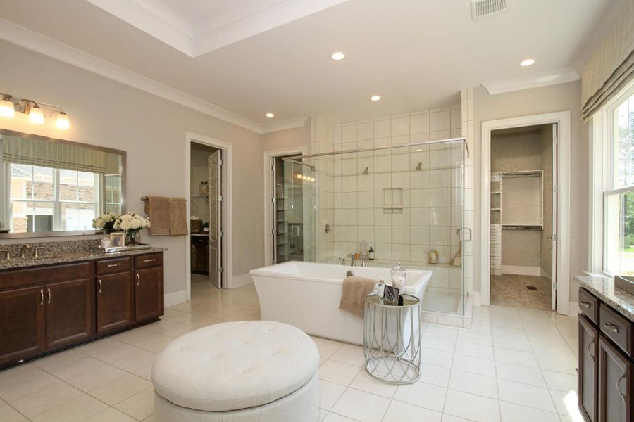 Laurel-Master-Bath Laurel-Master-Bath