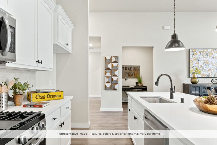 Mira Lagos Villas,75054