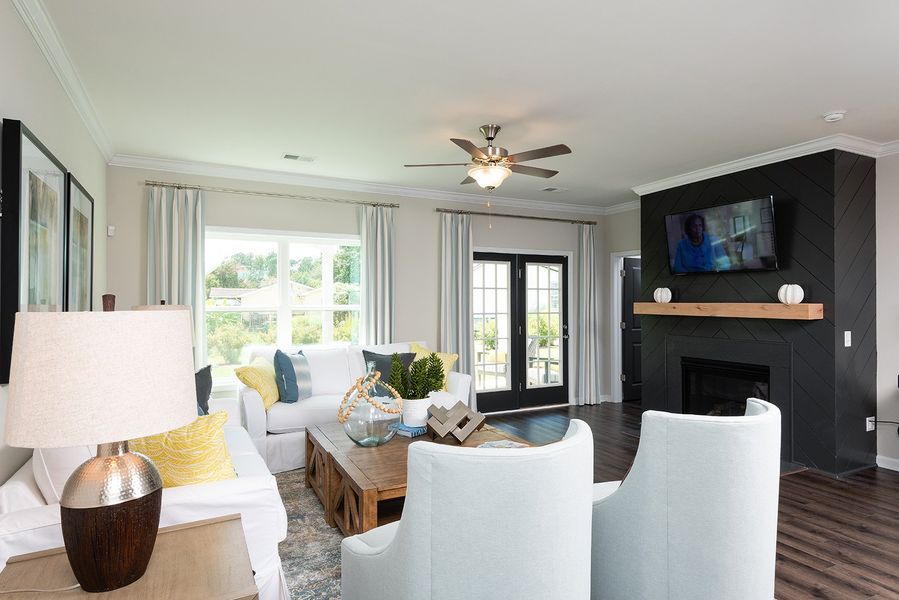 Family Room | Pickens Plan