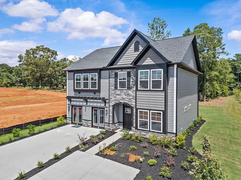 Porter II Front Exterior