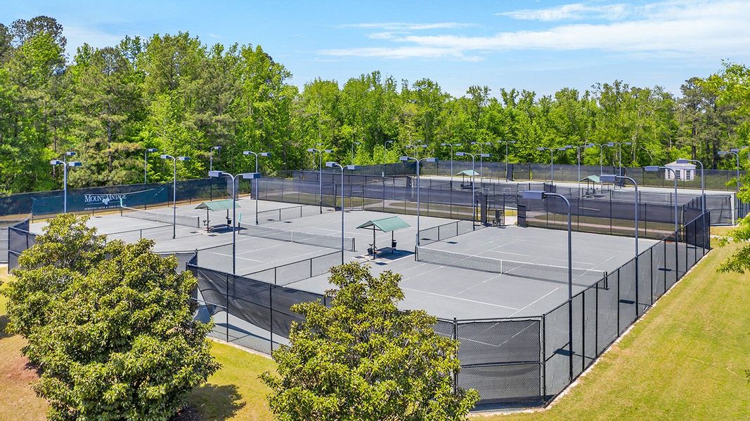 Enjoy On Site Tennis Courts Enjoy On Site Tennis Courts