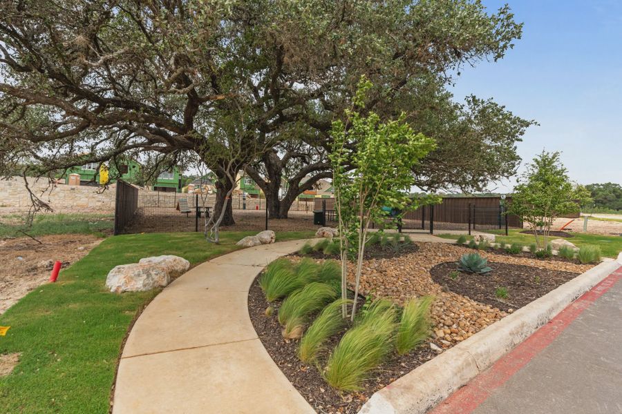Natural surroundings and green spaces near Centero at Stone Oak in San Antonio, TX (Image 9).