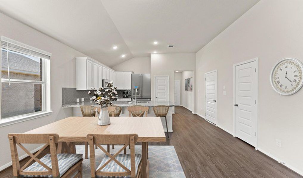 Image 11 of the Legends Bay community in Baytown, TX.