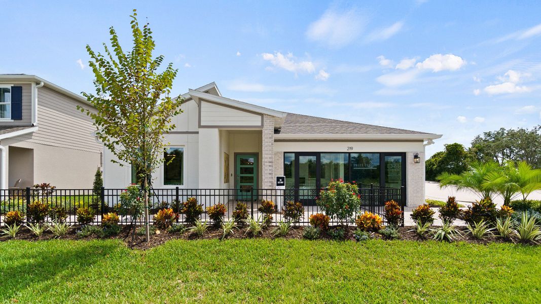 Castaway Modern Model Willowbrook North DRB Homes in Winter Haven FL