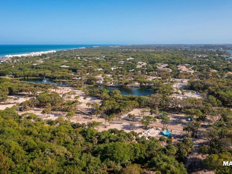 Aerial view of the Seaglass community in Vero Beach, FL, showing layout and nearby surroundings (Image 33).