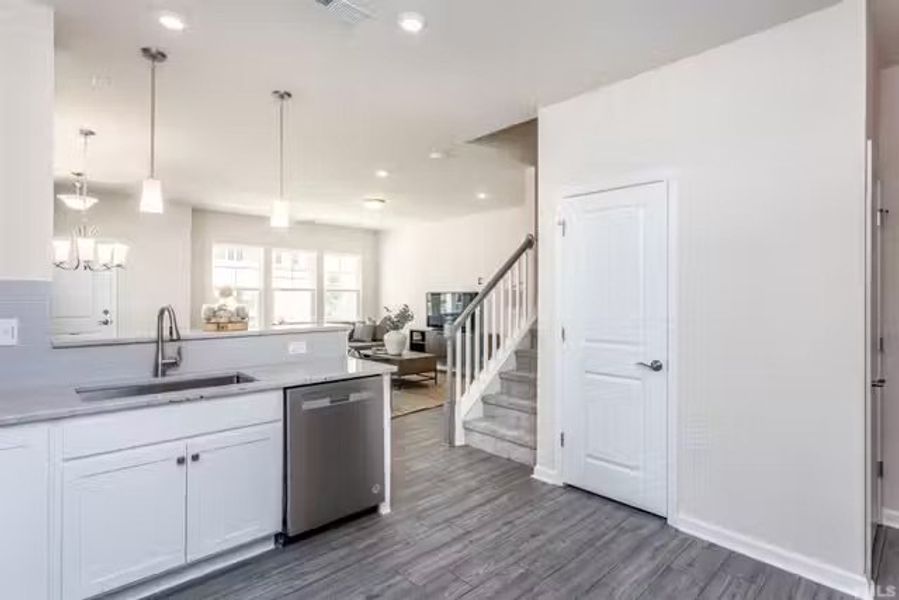 Image 26 of the Royal Creek community in Raleigh, NC.