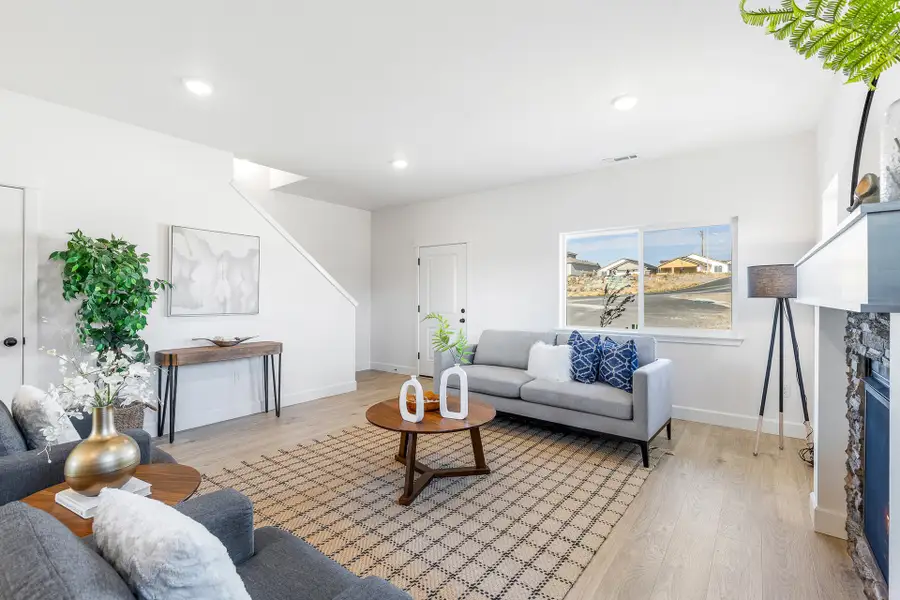 Furnished interior in a model home at Rosengarth Estates in Bend (Image 4).