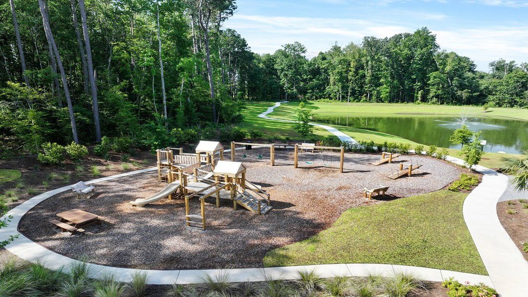 Community amenity available to residents of Carolina Groves Townhomes in Moncks Corner (Image 10).