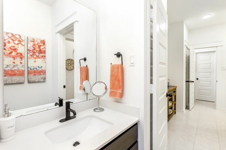 Image 27 of the Summer Lakes community in Rosenberg, TX.