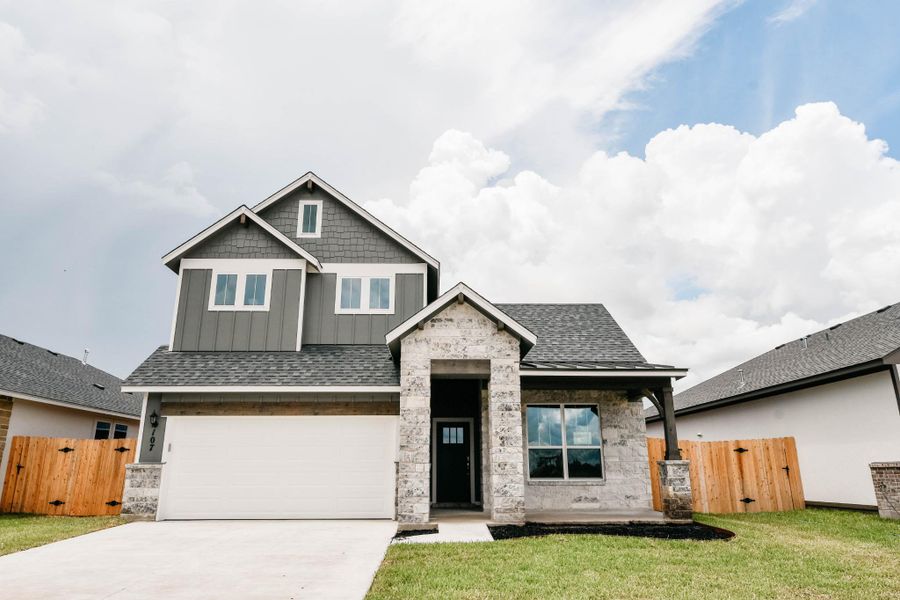 Front exterior of a home in the TerraVista community, located in Victoria, TX (Image 3).