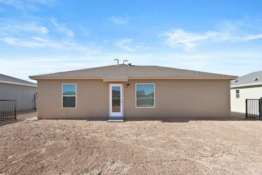 Exterior details of a home in Rancho Desierto Bello, Horizon City (Image 5).