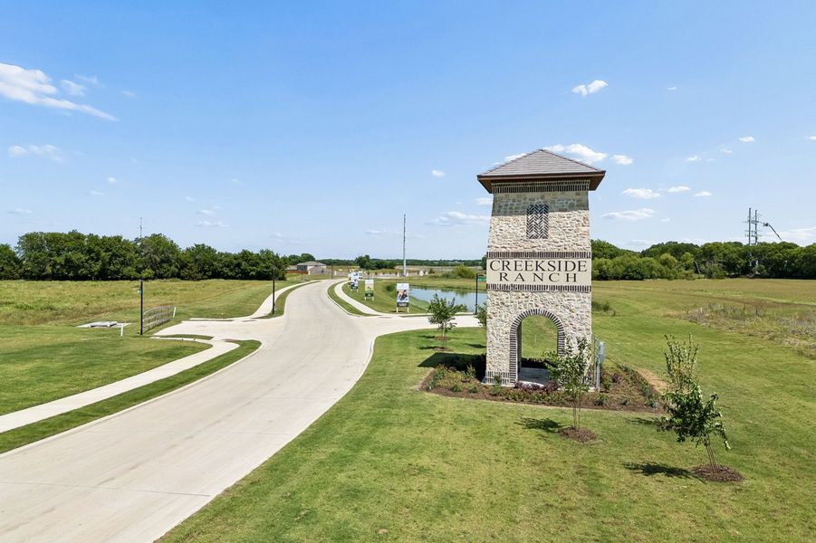 Front exterior of a home in the Creekside Ranch community, located in Blue Ridge, TX (Image 35).