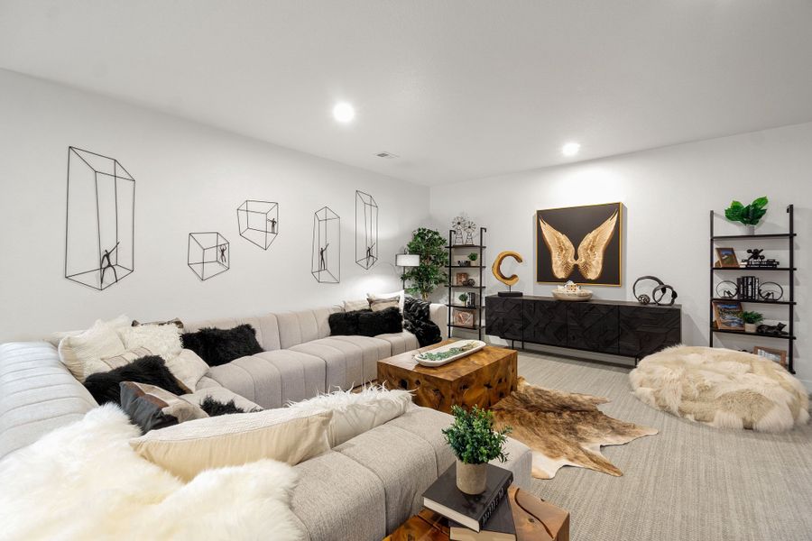 The Aurora Highlands,80019