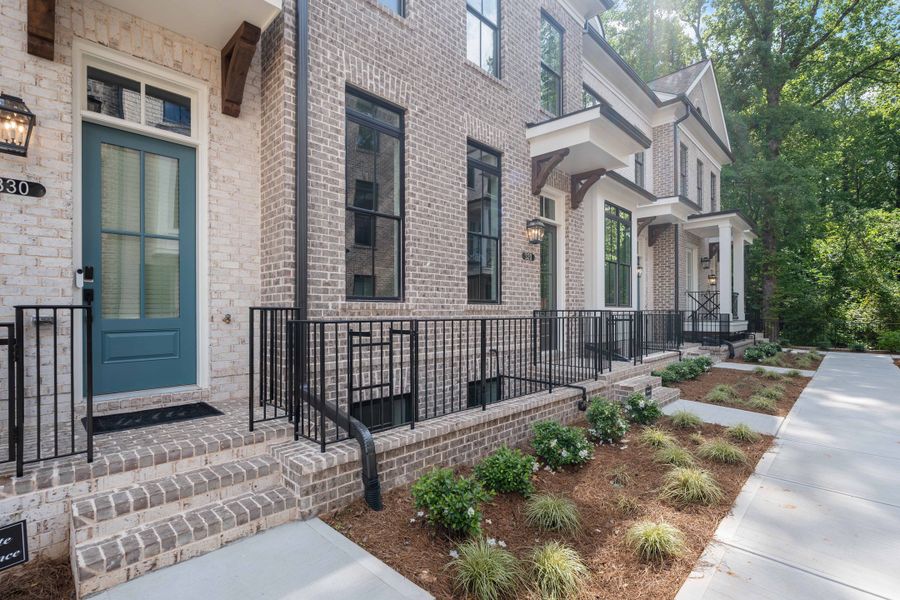 Exterior details of a home in Byers Park, Alpharetta (Image 7).