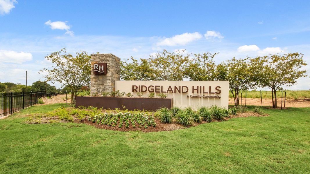 Ridgeland Hills Entry Monument