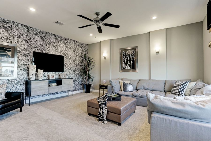 Image 36 of the Del Bello Lakes 70 Series community in Manvel, TX.