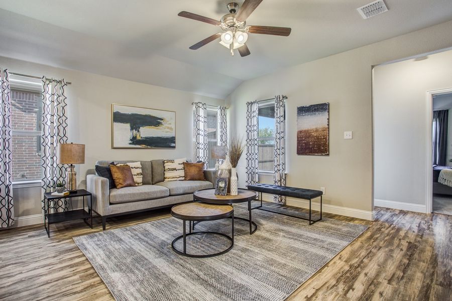 Image 10 of the Timberridge community in McKinney, TX.