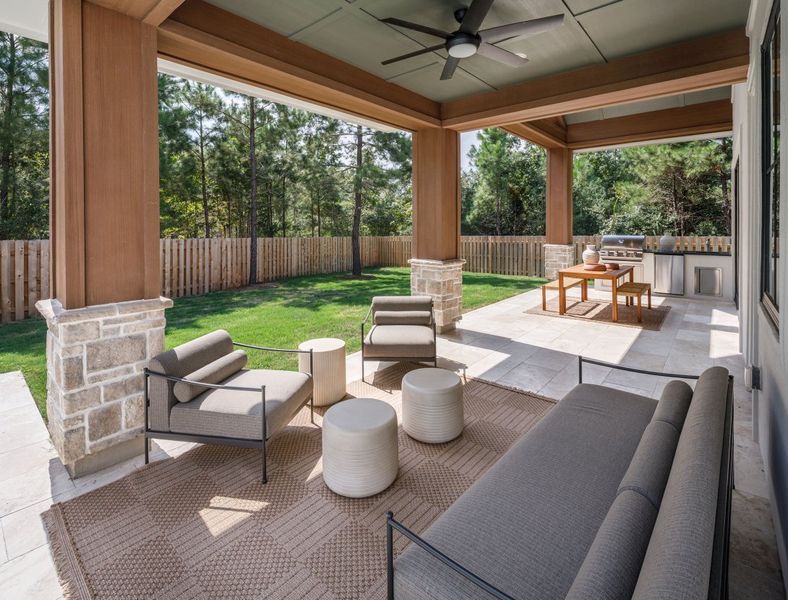 Exterior details of a home in Colton, Todd Mission (Image 4).