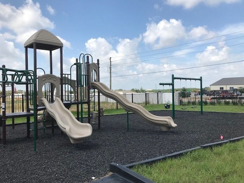 Image 5 of the Citrus Landing community in Davenport, FL.