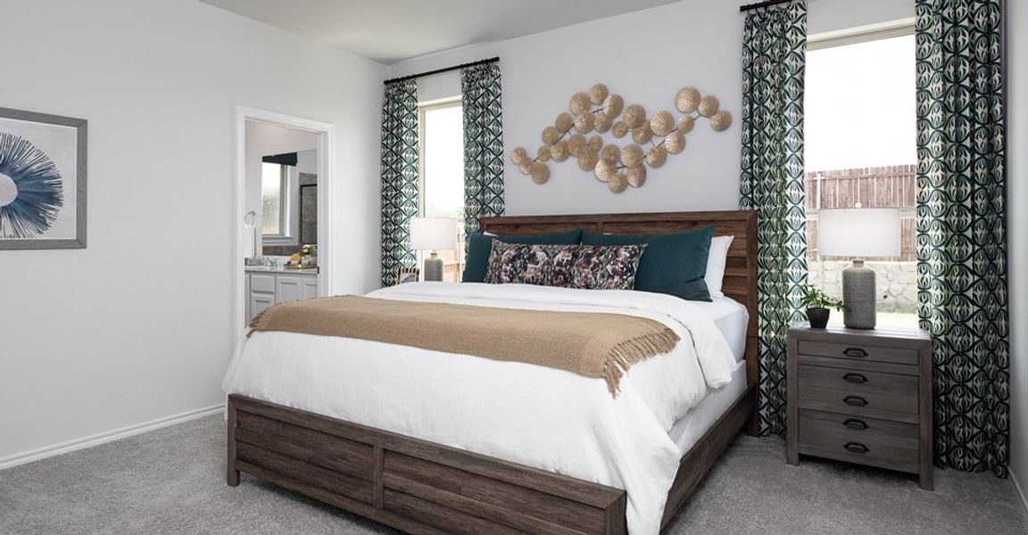 Image 13 of the Aubrey Creek Estates community in Aubrey, TX.