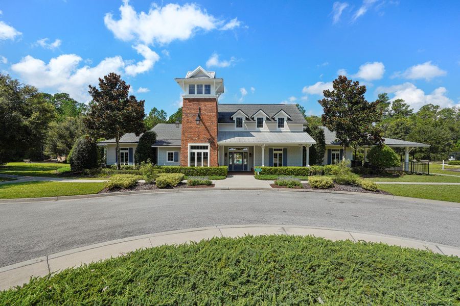 Front exterior of a home in the Amelia Walk community, located in Fernandina Beach, FL (Image 10).