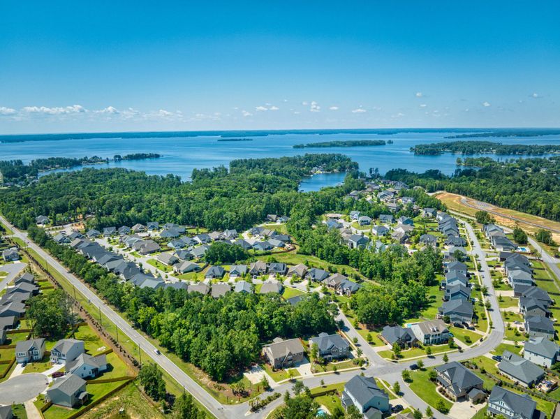 Image 16 of the Palmetto Shores community in Chapin, SC.