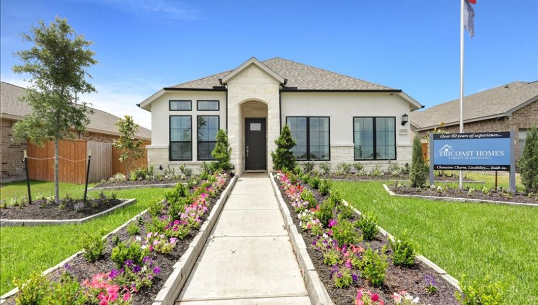 Front exterior of a home in the Emberly  45' community, located in Beasley, TX (Image 1).