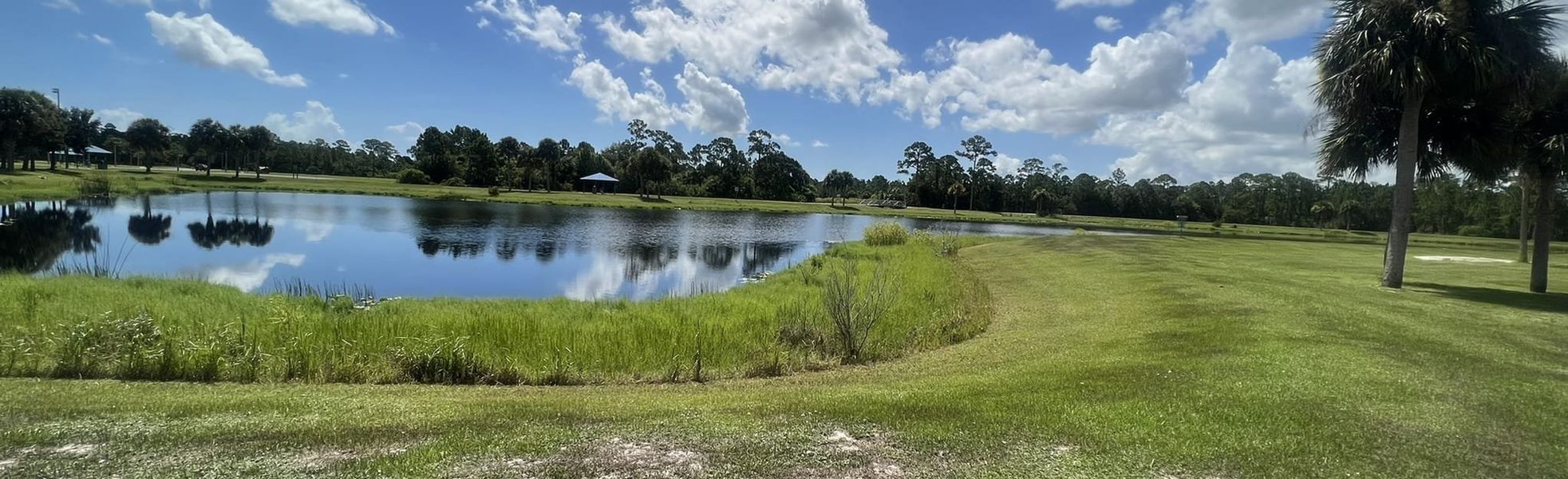 Natural surroundings and green spaces near Lakewood Park in Fort Pierce, FL (Image 2). Natural surroundings and green spaces near Lakewood Park in Fort Pierce, FL (Image 2).
