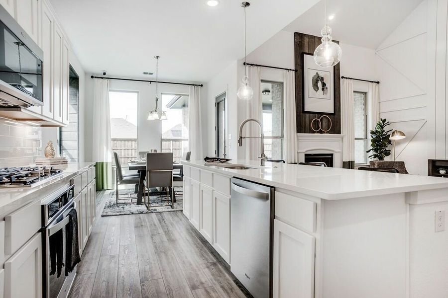 Image 33 of the Arrowbrooke 60s community in Aubrey, TX.