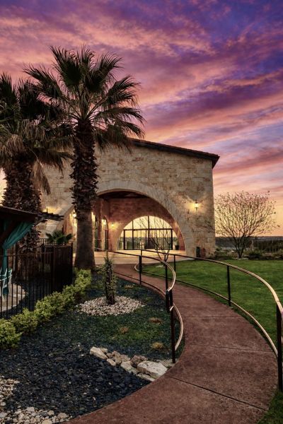 Community amenity available to residents of The Point at Rough Hollow in Lakeway (Image 2).