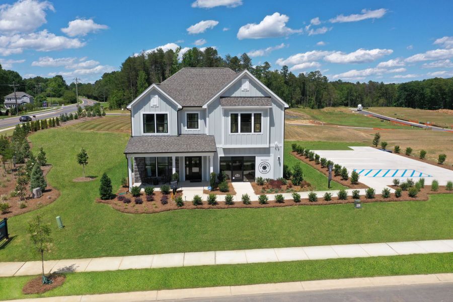 Front Exterior Front Exterior