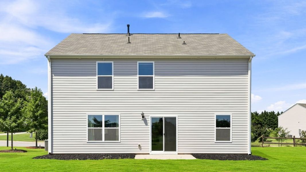 Exterior details of a home in Treemont Commons, Wellford (Image 6).
