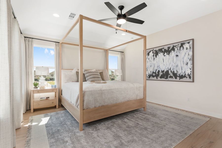 Castle Hills Northpointe Townhomes Main Bedroom by American Legend Homes