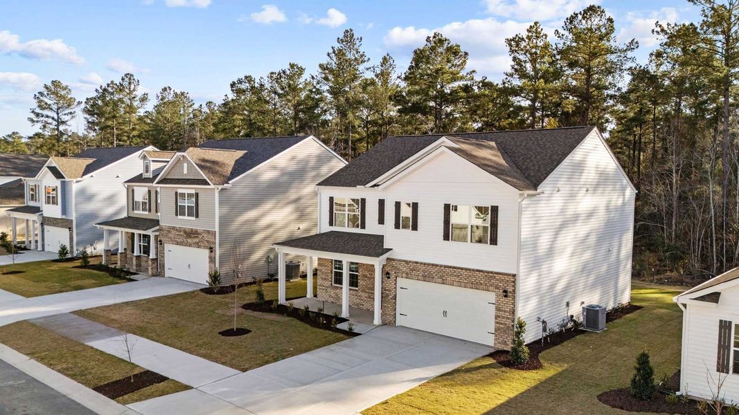 Front exterior of a home in the West New Bern community, located in New Bern, NC (Image 2). Front exterior of a home in the West New Bern community, located in New Bern, NC (Image 2).