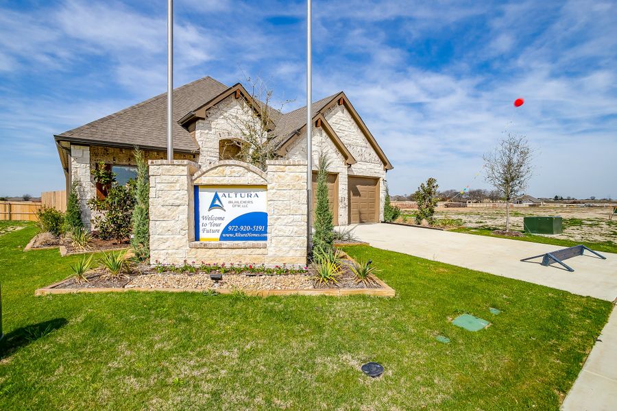 Image 65 of the Summerwood community in Red Oak, TX. Image 65 of the Summerwood community in Red Oak, TX.
