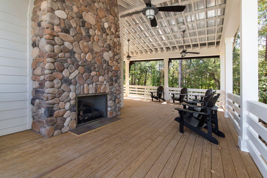 Image 13 of the Reserve at North Reach community in Charlotte, NC.