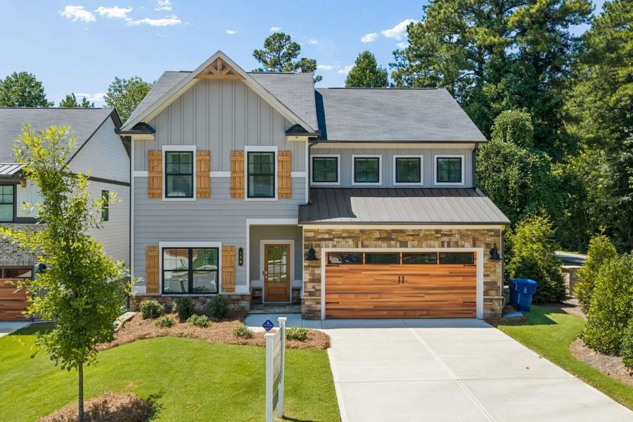 Front exterior of a home in the Meadow Pines community, located in Dallas, GA (Image 3).